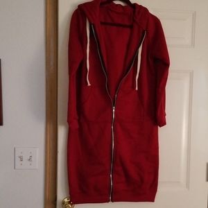 HOODED LONG SWEATSHIRT